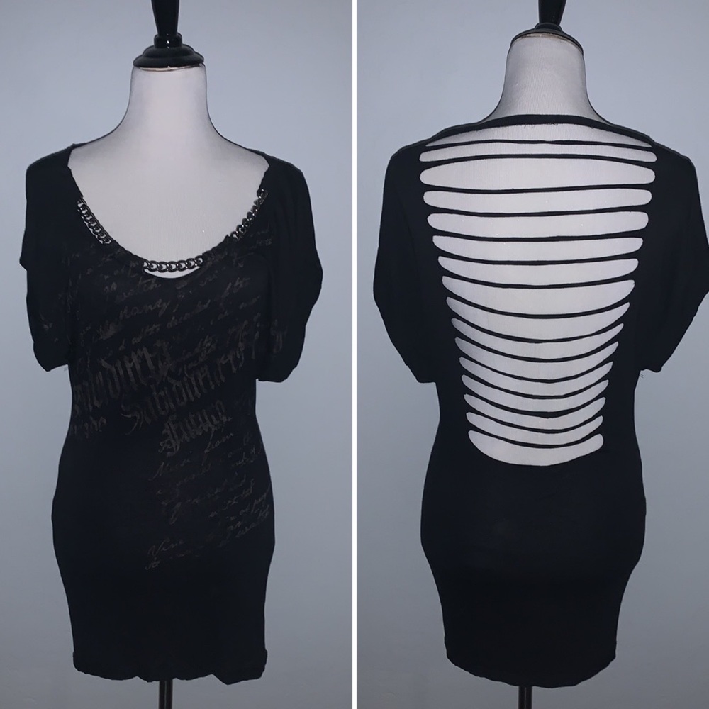 Guess Chain Cutout Top